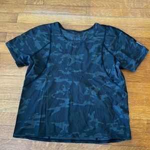 LULULEMON CAMO TEE
